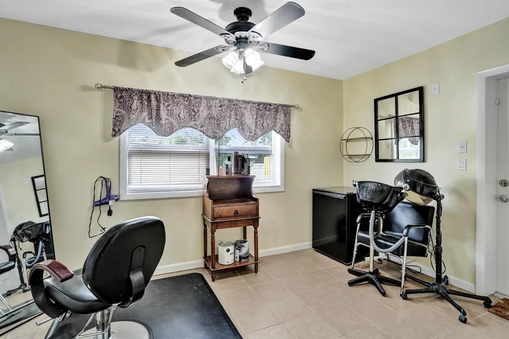 80 SE 10TH STREET Pompano Beach, FL 33060