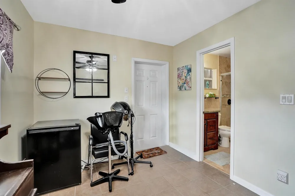 80 SE 10TH STREET Pompano Beach, FL 33060