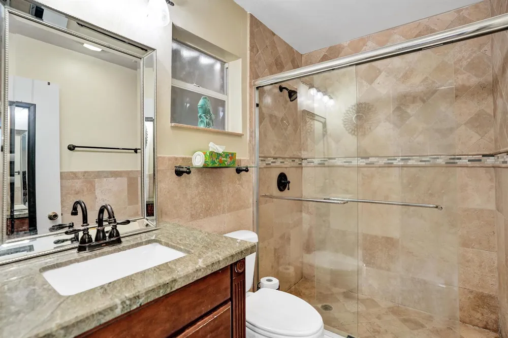 80 SE 10TH STREET Pompano Beach, FL 33060