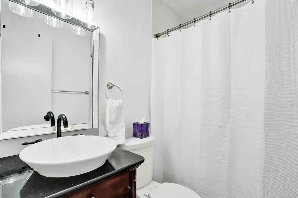 80 SE 10TH STREET Pompano Beach, FL 33060
