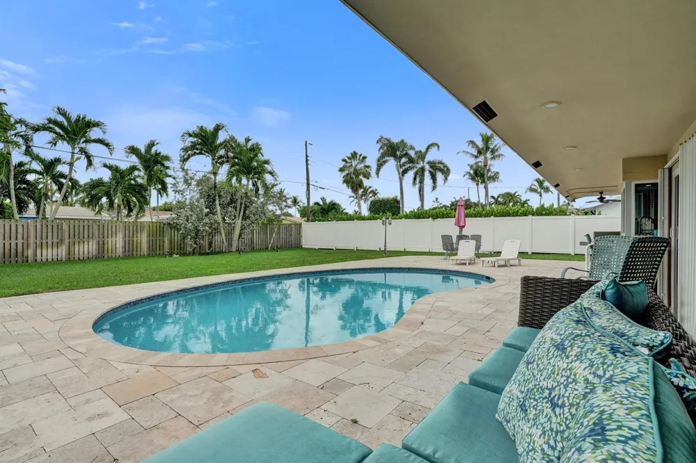 80 SE 10TH STREET Pompano Beach, FL 33060