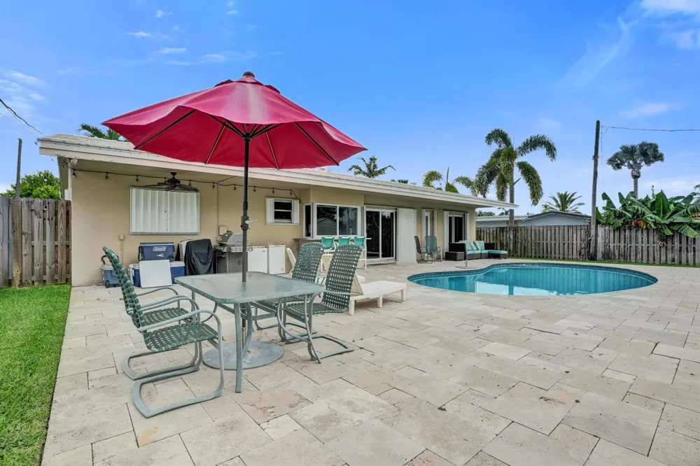 80 SE 10TH STREET Pompano Beach, FL 33060