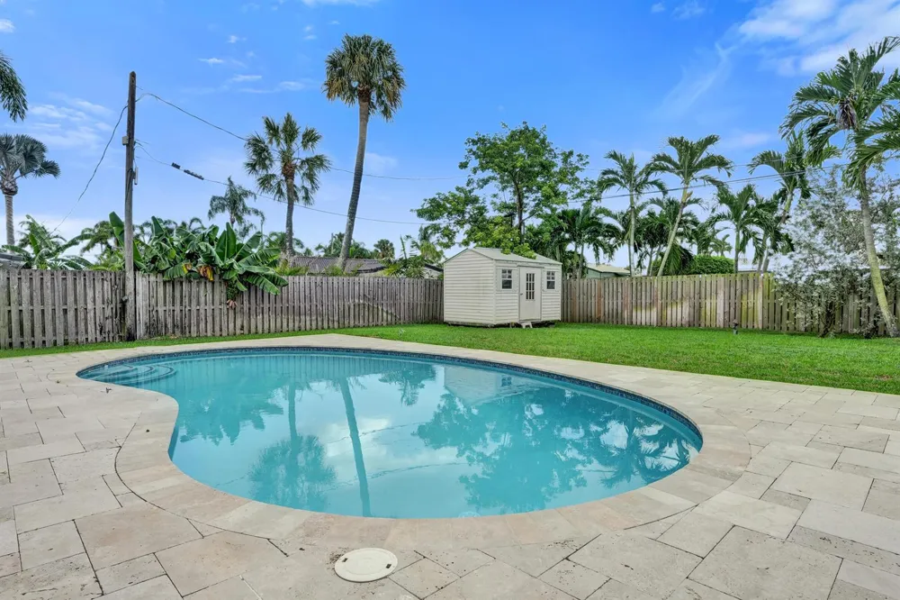 80 SE 10TH STREET Pompano Beach, FL 33060