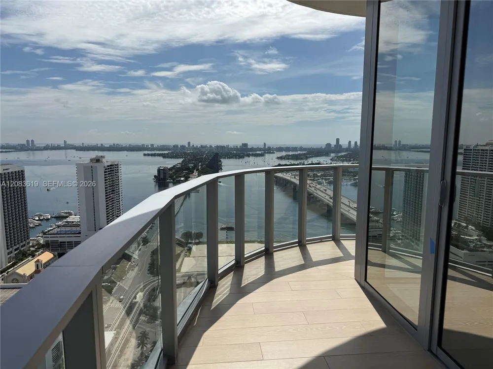 1400 Biscayne Blvd #3506 Miami, FL 33132