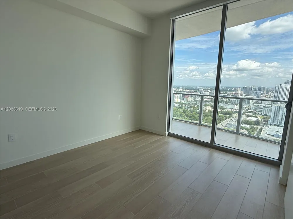 1400 Biscayne Blvd #3506 Miami, FL 33132