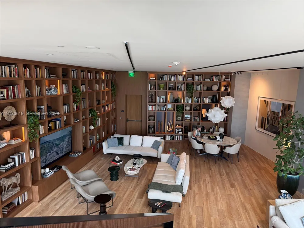 1400 Biscayne Blvd #3506 Miami, FL 33132
