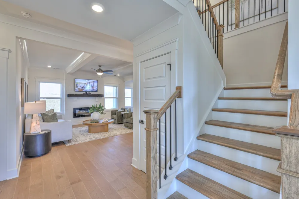 2304 Mary Lou Way Columbia, TN 38401