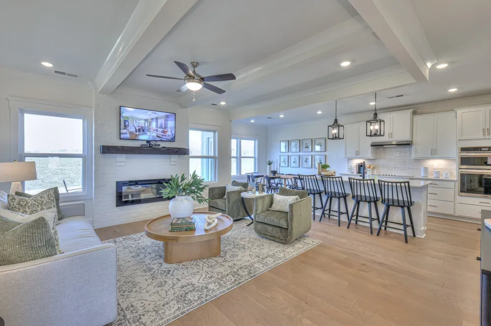 2308 Mary Lou Way Columbia, TN 38401