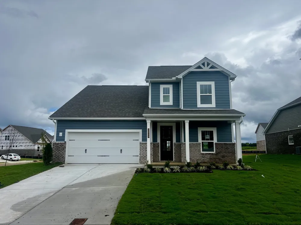 2009 Bennett Creek Dr Columbia, TN 38401
