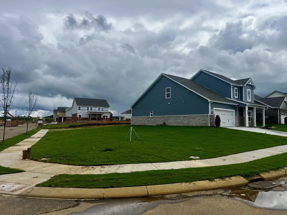 2009 Bennett Creek Dr Columbia, TN 38401