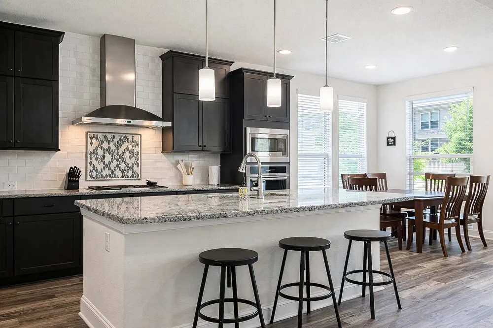 408 Daniel Crossing Liberty Hill, TX 78642