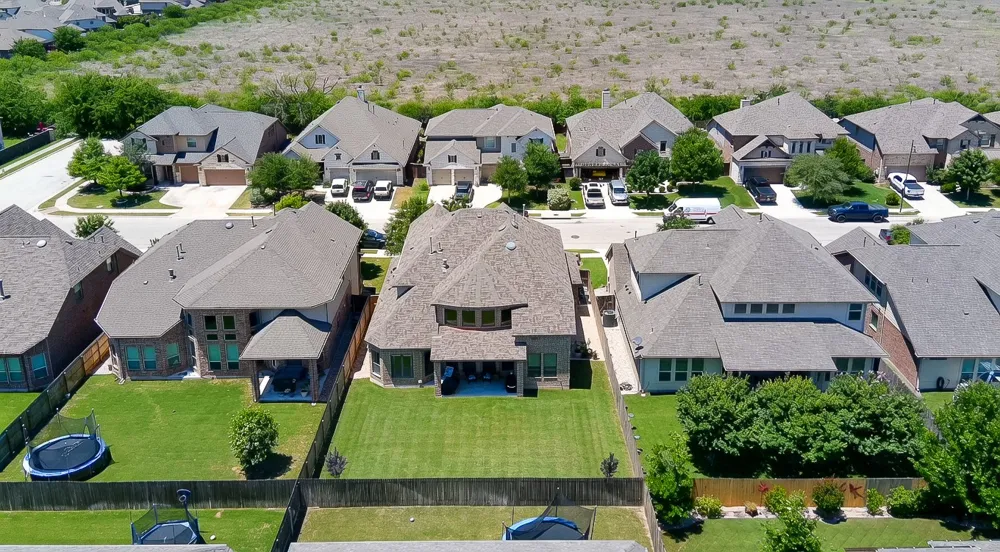 408 Daniel Crossing Liberty Hill, TX 78642