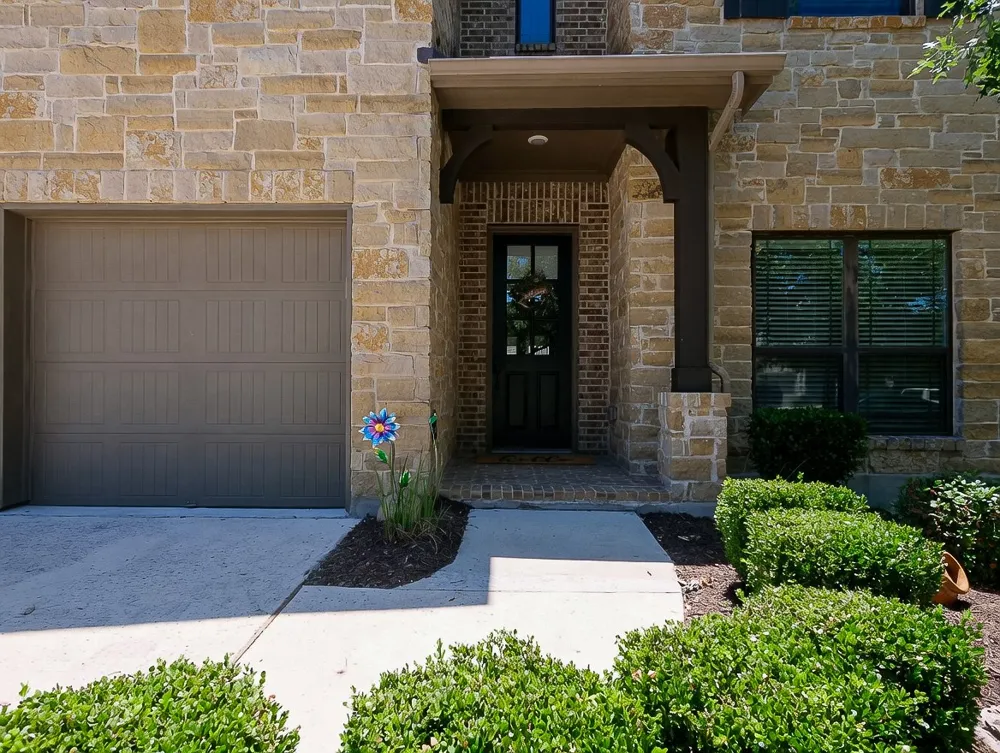 408 Daniel Crossing Liberty Hill, TX 78642