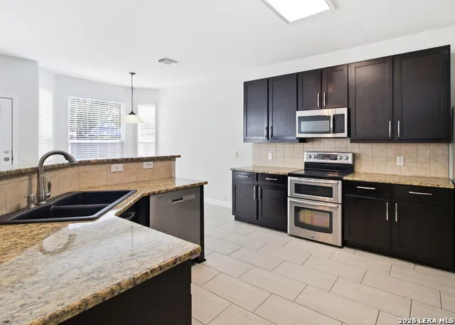 4520 UNION CREEK DR Schertz, TX 78154