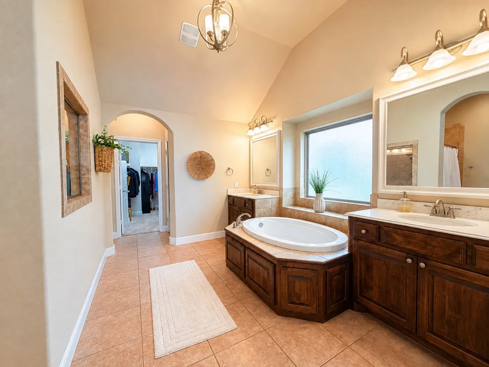 9848 Brazoria Trail Fort Worth, TX 76126