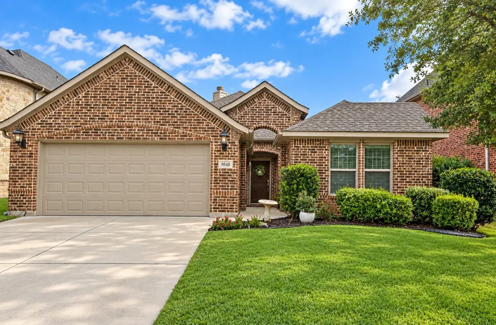 9848 Brazoria Trail Fort Worth, TX 76126