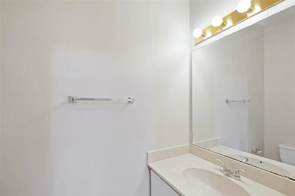 3042 Holly Hall Street #3042 Houston, TX 77054