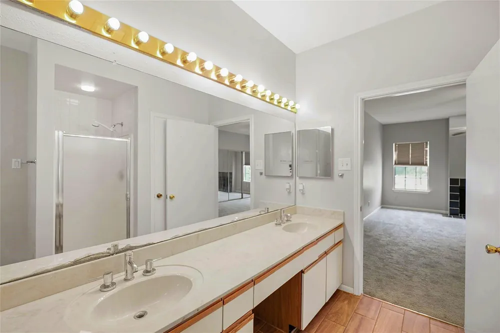 3042 Holly Hall Street #3042 Houston, TX 77054