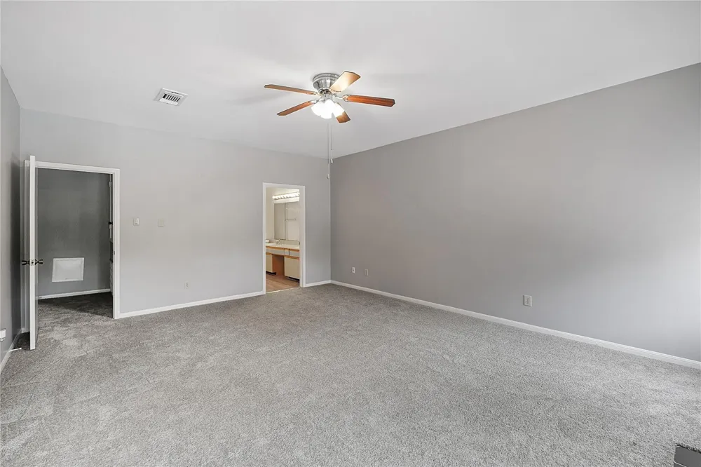 3042 Holly Hall Street #3042 Houston, TX 77054