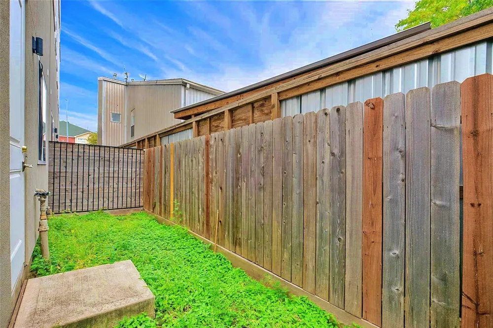 3042 Holly Hall Street #3042 Houston, TX 77054