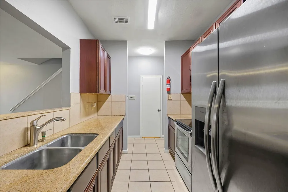 3042 Holly Hall Street #3042 Houston, TX 77054