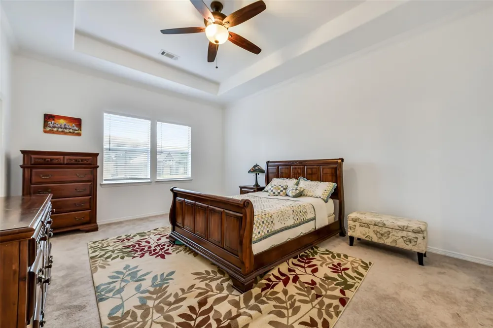 13204 Southern Way Lane Pearland, TX 77584