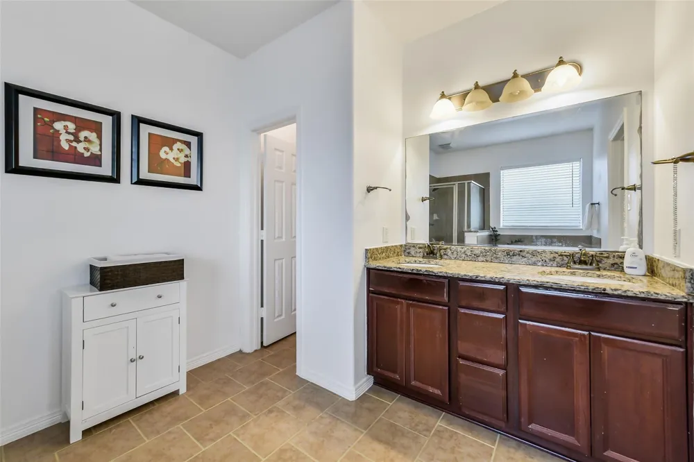 13204 Southern Way Lane Pearland, TX 77584