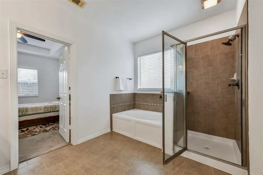 13204 Southern Way Lane Pearland, TX 77584