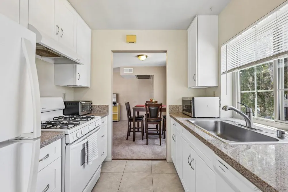 8512 Summerdale #34 San Diego, CA 92126