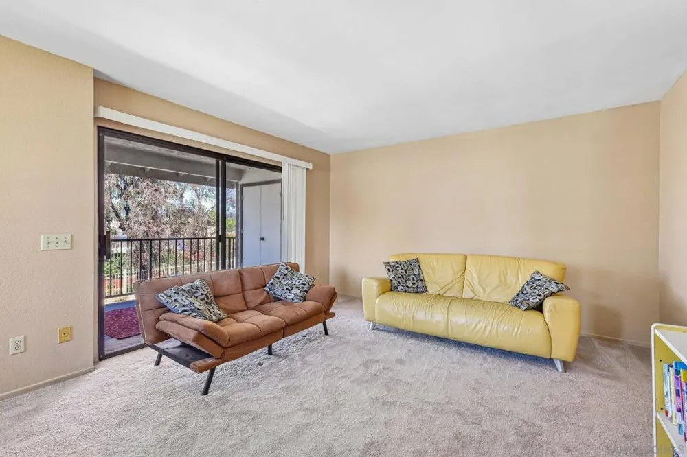 8512 Summerdale #34 San Diego, CA 92126