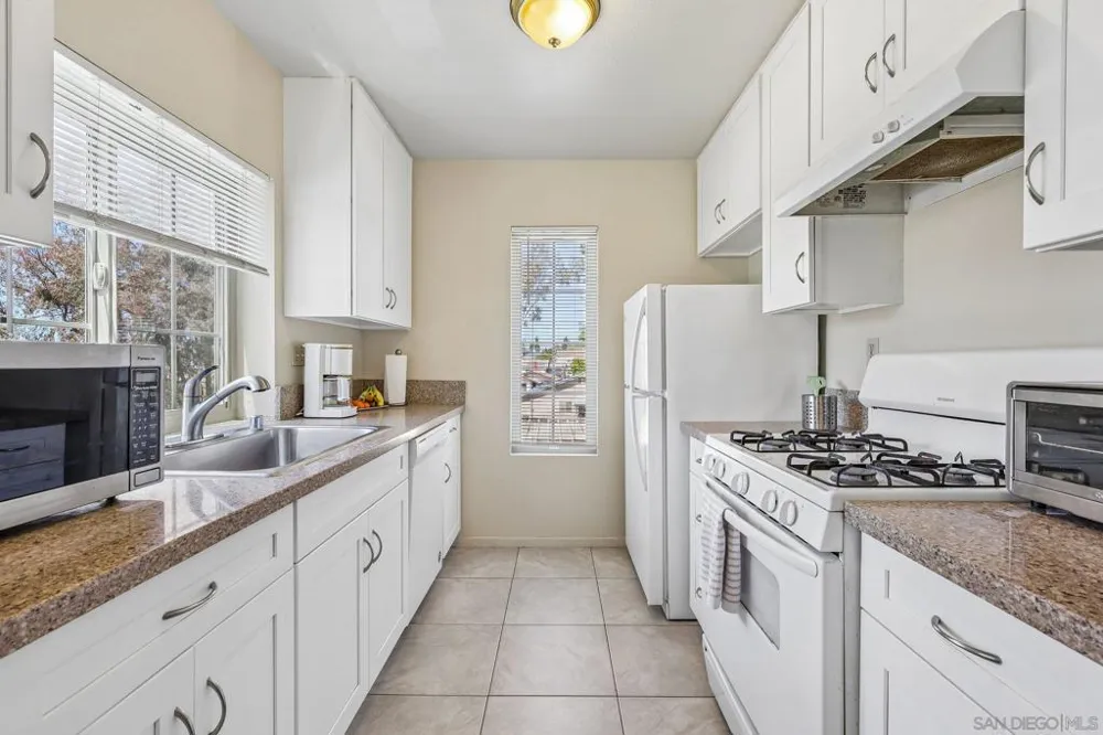 8512 Summerdale #34 San Diego, CA 92126