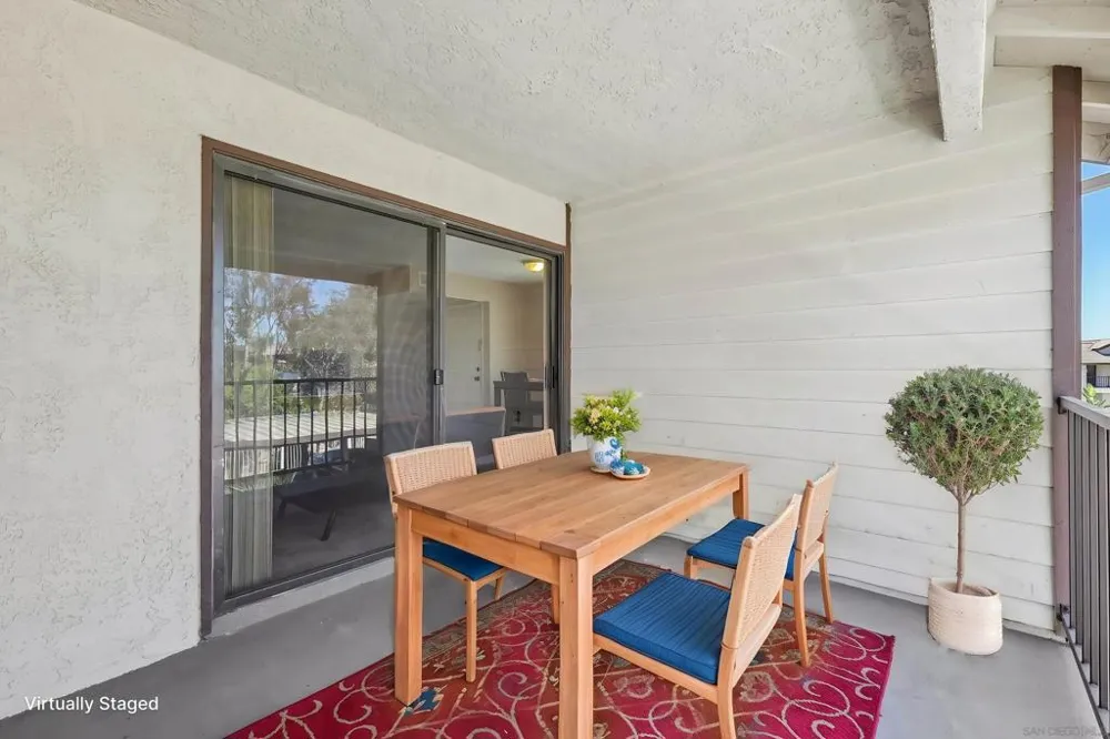 8512 Summerdale #34 San Diego, CA 92126