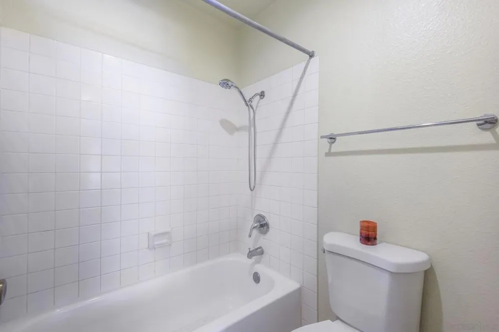 8512 Summerdale #34 San Diego, CA 92126