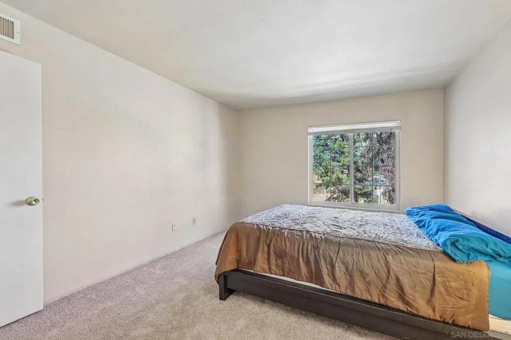 8512 Summerdale #34 San Diego, CA 92126