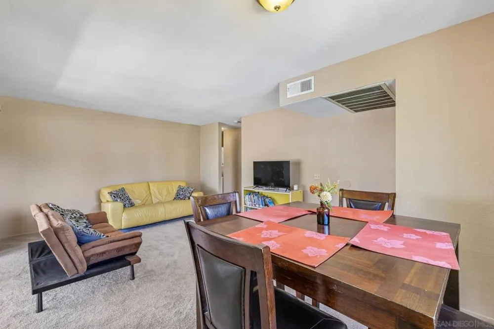 8512 Summerdale #34 San Diego, CA 92126