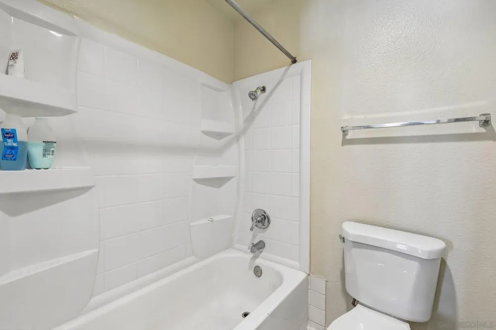 8512 Summerdale #34 San Diego, CA 92126