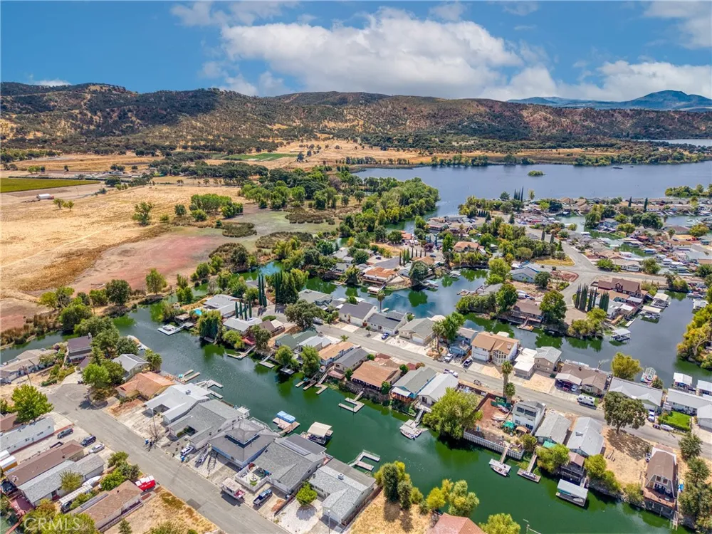 13350 Venus Clearlake Oaks, CA 95423