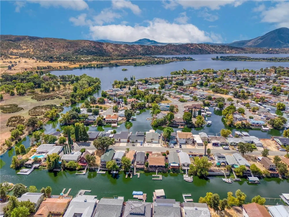 13350 Venus Clearlake Oaks, CA 95423