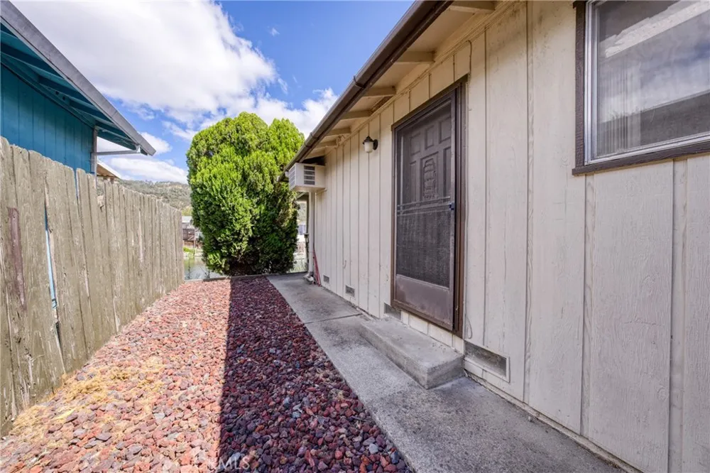 13350 Venus Clearlake Oaks, CA 95423