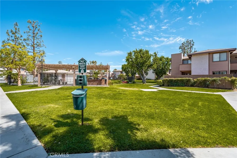 1327 Massachusetts #205 Riverside, CA 92507