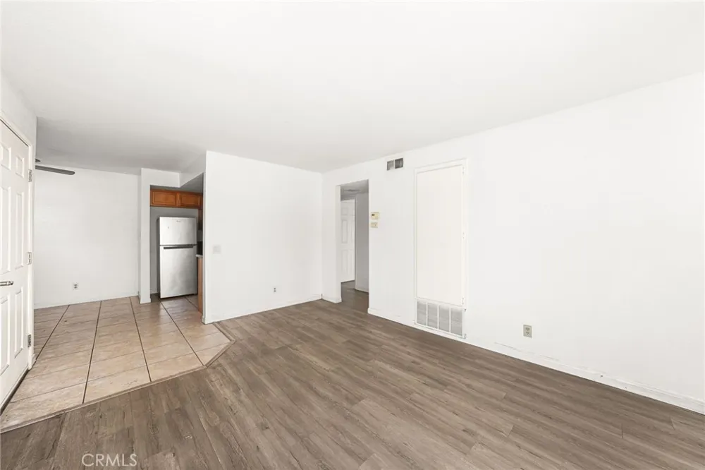 1327 Massachusetts #205 Riverside, CA 92507
