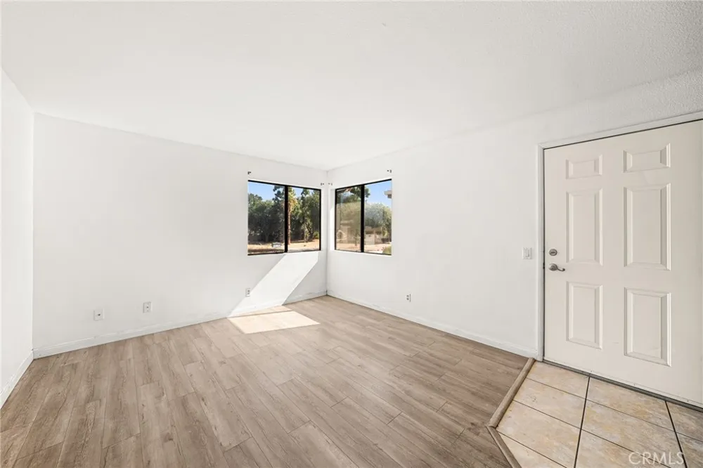 1327 Massachusetts #205 Riverside, CA 92507