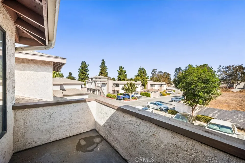 1327 Massachusetts #205 Riverside, CA 92507