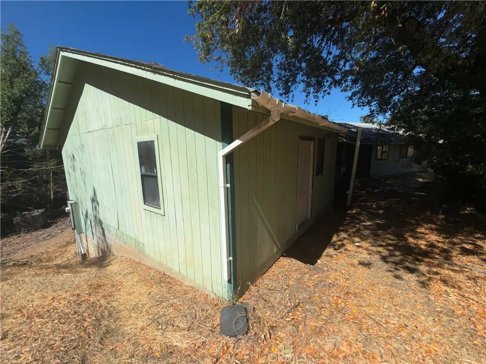 1060 Sawmill Garberville, CA 95542