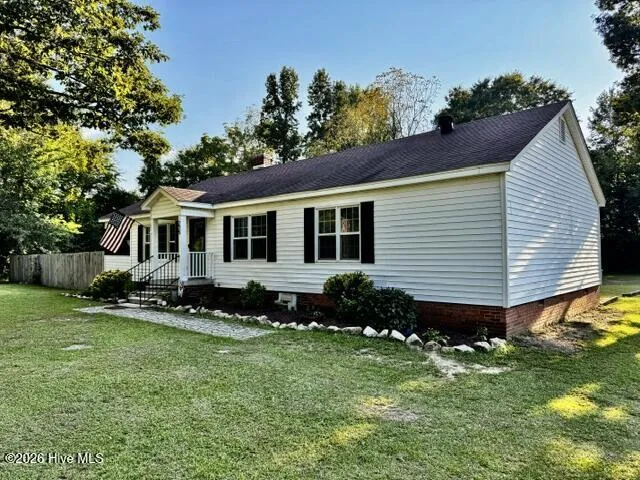 225 Grady Road Clinton, NC 28328