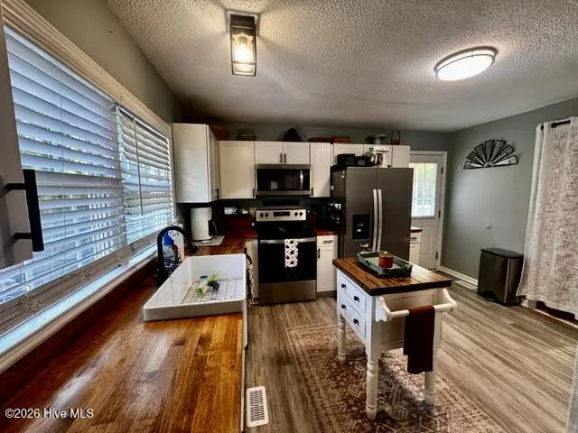 225 Grady Road Clinton, NC 28328