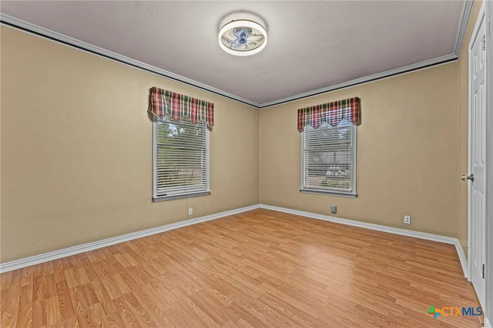413 Woodland Point Road Belton, TX 76513