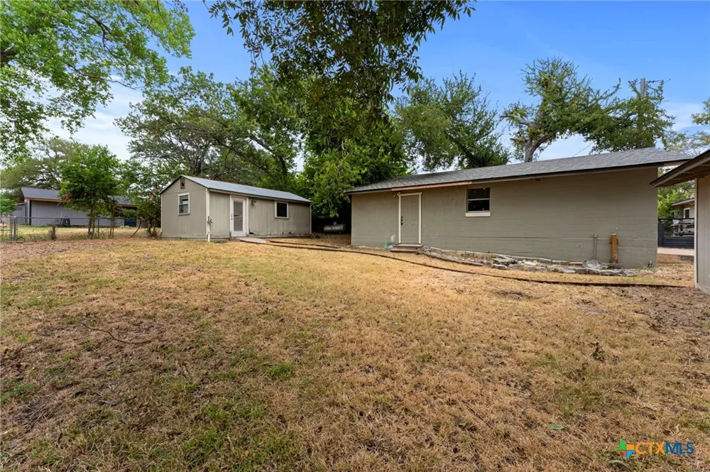 413 Woodland Point Road Belton, TX 76513