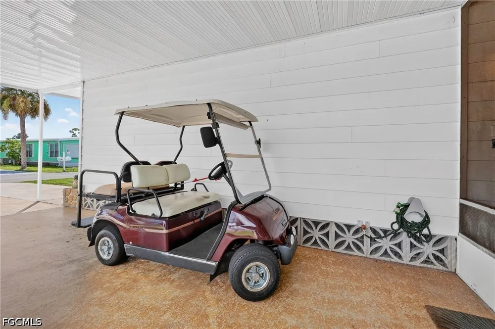 Forest Palm Court North Fort Myers, FL 33917