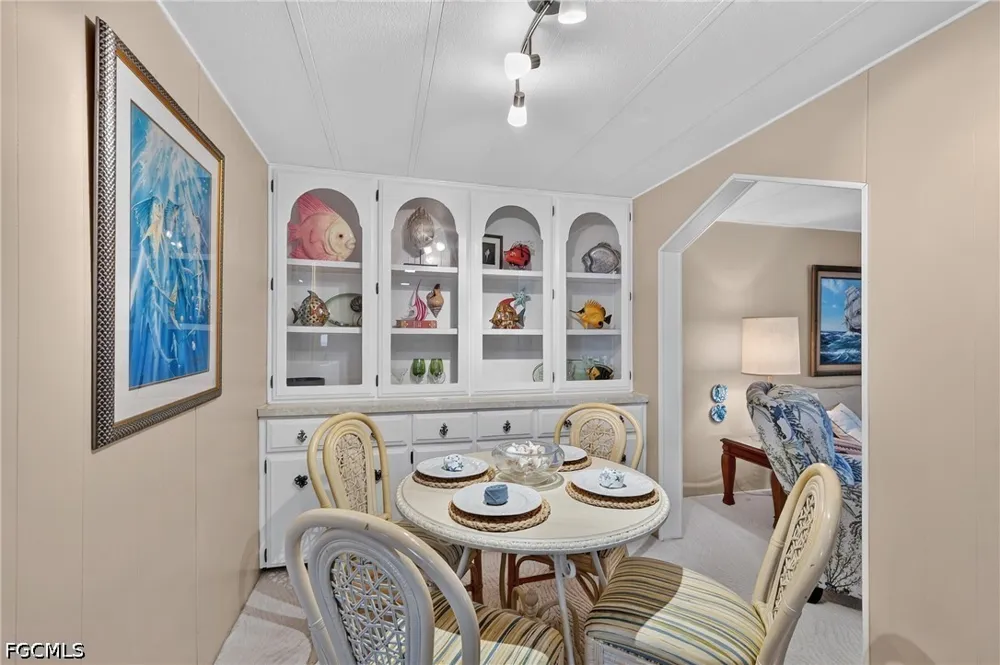 Forest Palm Court North Fort Myers, FL 33917